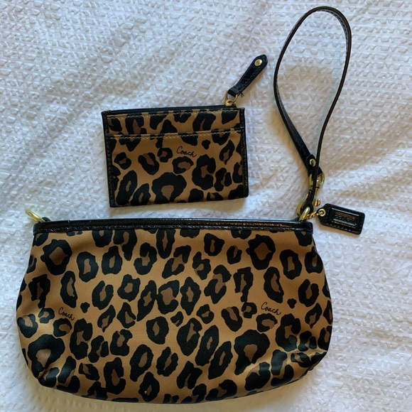 Coach shoulder bag / wristlet and coin purse - Picture 3 of 6